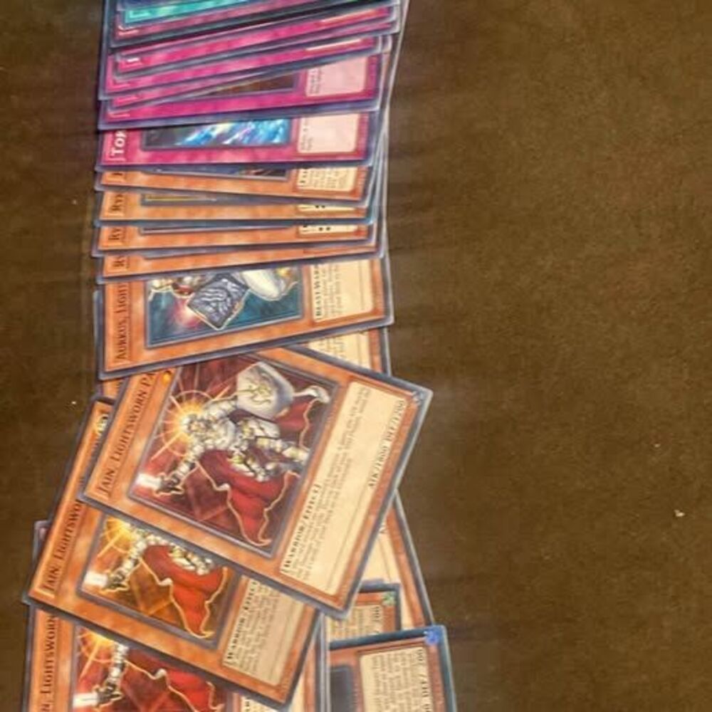 🔥 Yu-Gi-Oh! Card Bundle – Lightsworn, Dragons, Link, Synchros & More